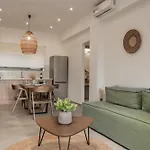 Alypius Luxury 자킨토스 타운