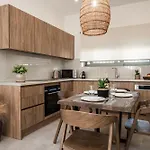 빌라 Alypius Luxury