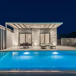 Alypius Luxury 자킨토스 타운