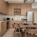 Alypius Luxury * 자킨토스 타운
