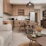 Alypius Luxury 자킨토스 타운