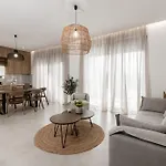 Alypius Luxury Βίλα