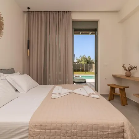 Villa Alypius Luxury *