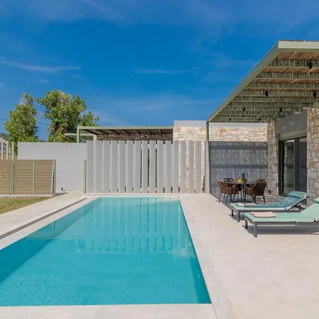 Alypius Luxury Zakintos