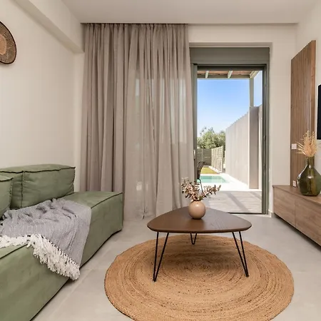 Villa Alypius Luxury *