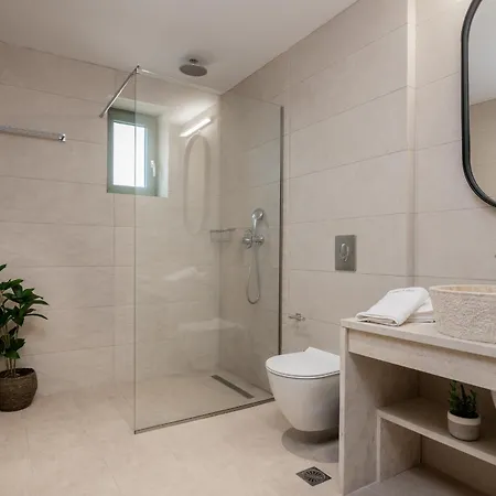 Villa Alypius Luxury